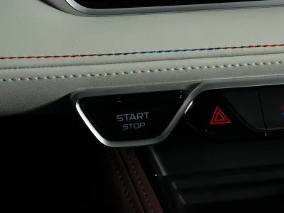 Автомобиль Geely Monjaro, 2 л, полный привод, АКПП, бензин в наличии в Новосибирск