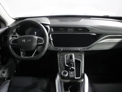 Автомобиль Geely Atlas Pro, 1.5 л, полный привод, Робот, бензин в наличии в Новосибирск