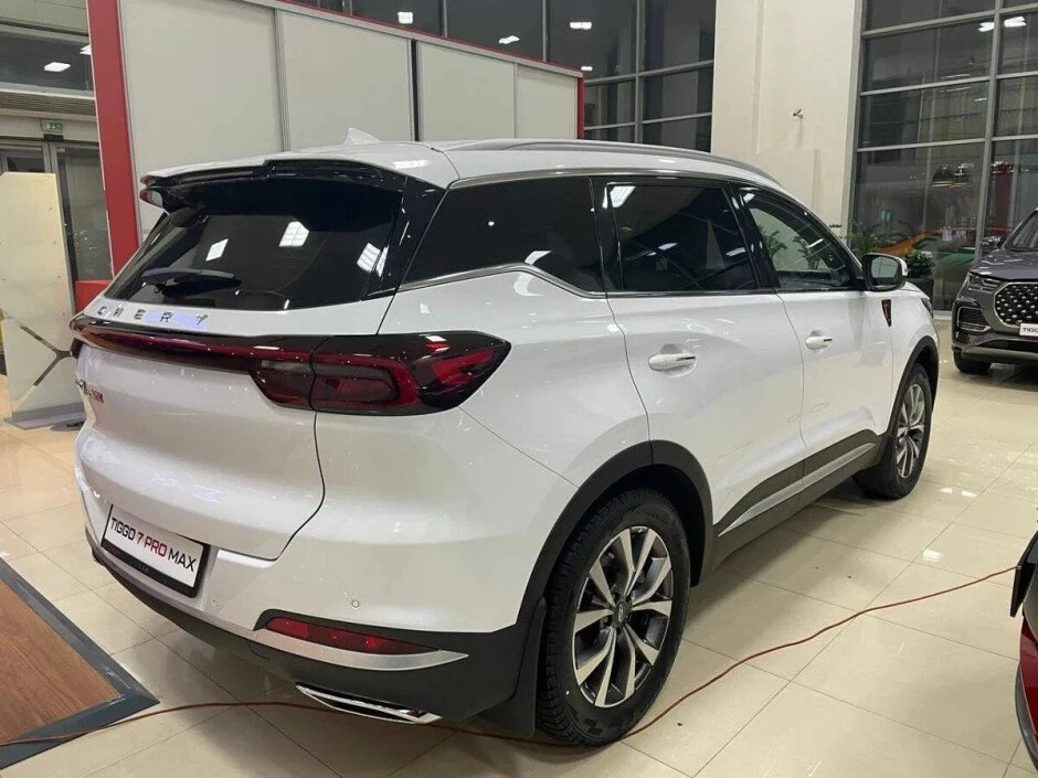 Автомобиль Chery Tiggo 7 Pro Max, 1.5 л, полный привод, Робот, бензин в наличии в Санкт-Петербург
