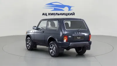 Автомобиль LADA Niva Legend 3D, 1.7 л, полный привод, МКПП, бензин в наличии в Новосибирск