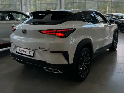 Автомобиль Changan UNI-T, 1.5 л, передний привод, Робот, бензин в наличии в Тюмени