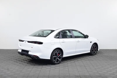 Автомобиль Kaiyi E5, 1.5 л, передний привод, Вариатор, бензин в наличии в Краснодаре
