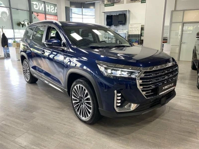 Автомобиль Jetour X90 Plus, 2 л, передний привод, Робот, бензин в наличии в Екатеринбург