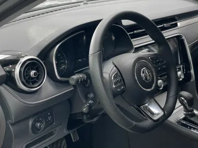 Автомобиль MG 6, 1.5 л, передний привод, Робот, бензин в наличии в Тюмени